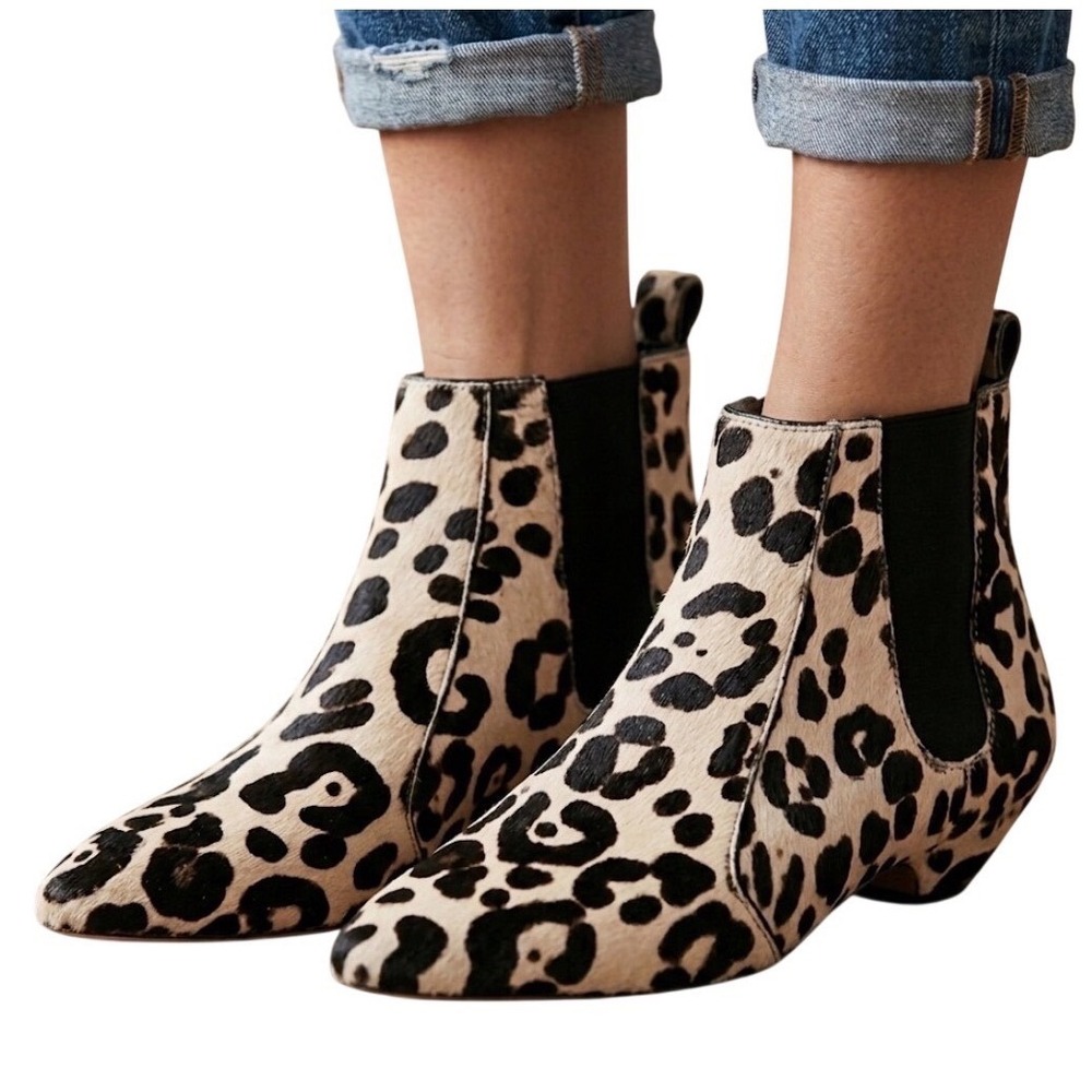 Linea Paolo Leopard Print Calf‎ Hair Pointed Toe Chelsea Ankle Boots Womens 6.5M